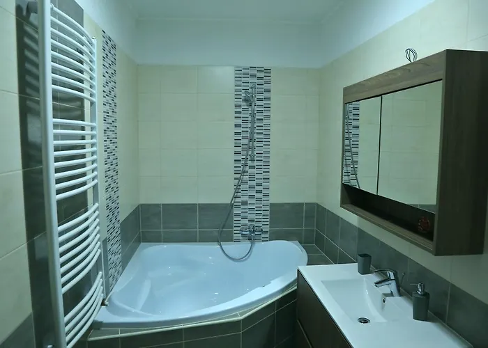 Sugo Panzio Bed & Breakfast Baja